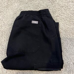 Figs straight leg bottoms, mid rise pant, great condition